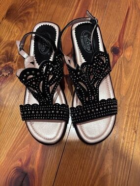 Vintage suede wedges